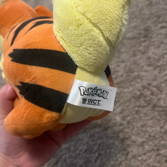 Pokemon Growlithe 10" Plush - Picture 4 of 4